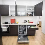 Eni's 公寓 地拉那