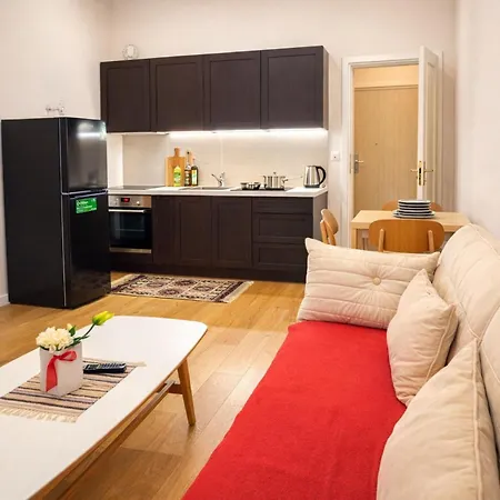 Apartament Eni's *