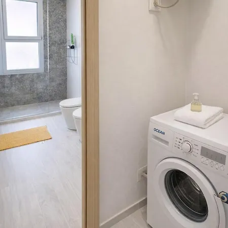 Apartament Eni's *