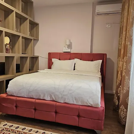 Eni's Apartment *