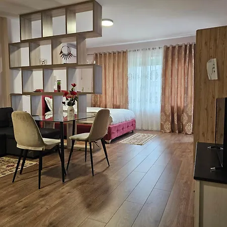 Eni's Apartment